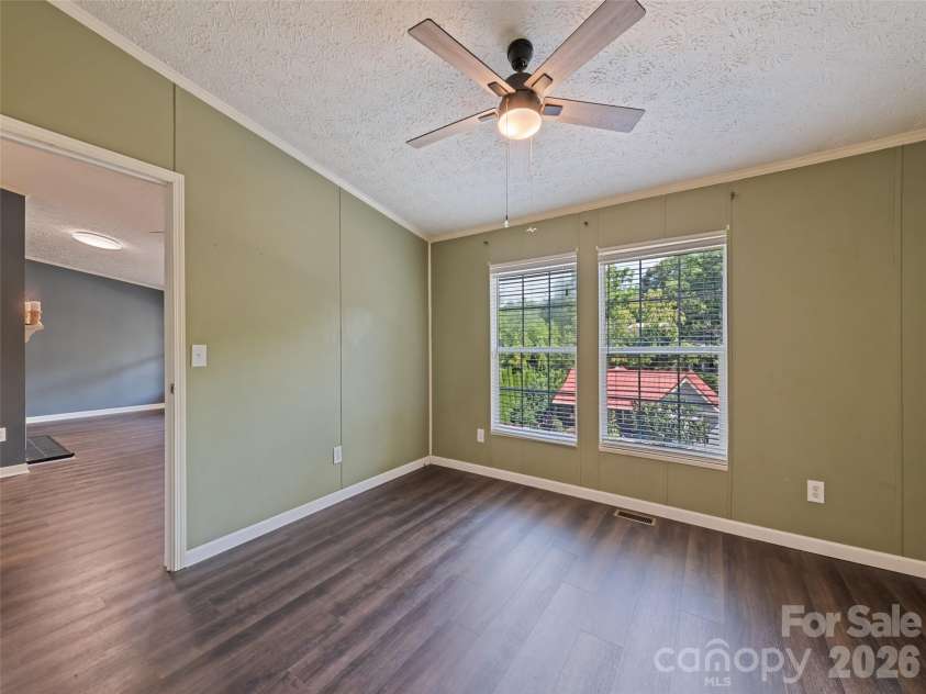 26 Cedar Street, Canton, NC 28716.  MLS# CAR4402720, YatesRealty ID 36514. 