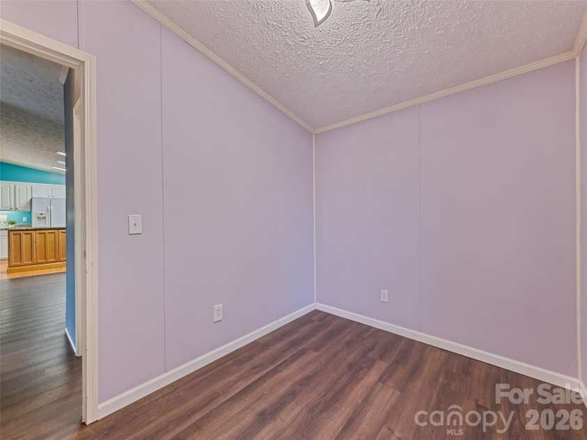 26 Cedar Street, Canton, NC 28716.  MLS# CAR4402720, YatesRealty ID 36514. 