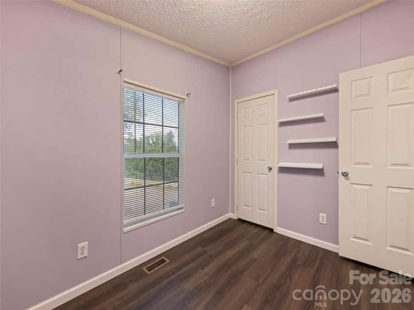 26 Cedar Street, Canton, NC 28716.  MLS# CAR4402720, YatesRealty ID 36514. 