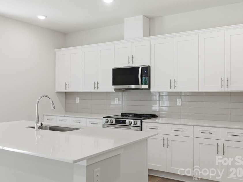 357 Ladue Lane, Salisbury, NC 28147.  MLS# CAR4394631, YatesRealty ID 36518. R