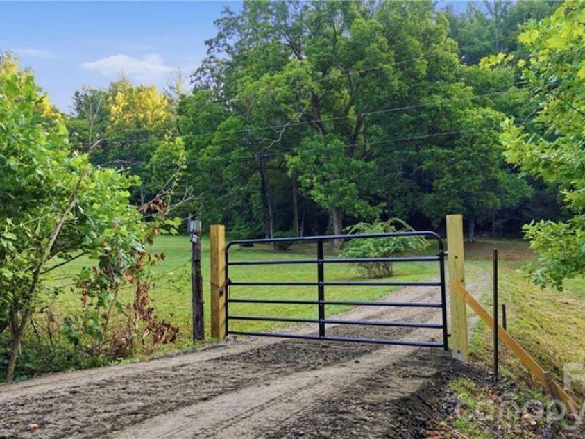 11526 US Highway 421 None, Purlear, NC 28665.  MLS# CAR4402668, YatesRealty ID 36519. 