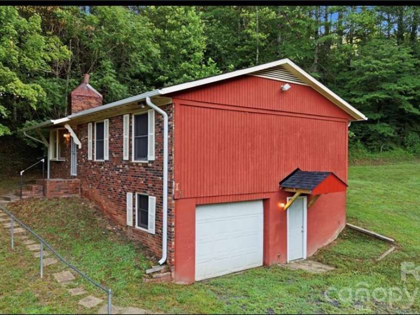 11526 US Highway 421 None, Purlear, NC 28665.  MLS# CAR4402668, YatesRealty ID 36519. 
