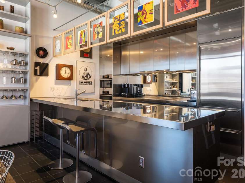 12 Lexington Avenue, Asheville, NC 28801.  MLS# CAR4337511, YatesRealty ID 3652. 