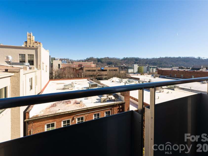 12 Lexington Avenue, Asheville, NC 28801.  MLS# CAR4337511, YatesRealty ID 3652. 