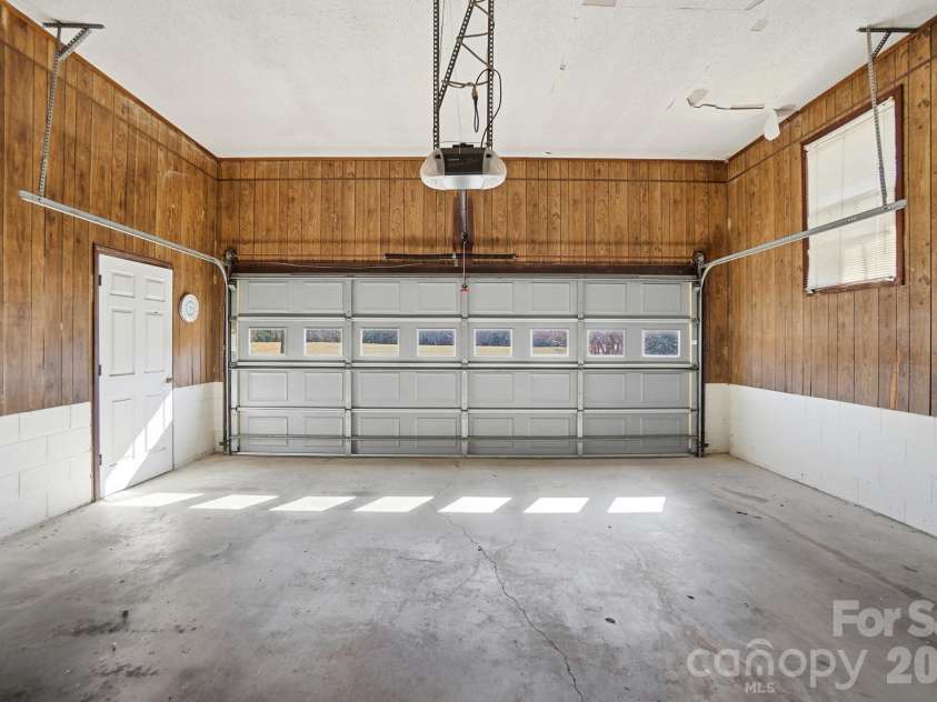 3400 Cline School Road, Concord, NC 28025.  MLS# CAR4336885, YatesRealty ID 3652. 