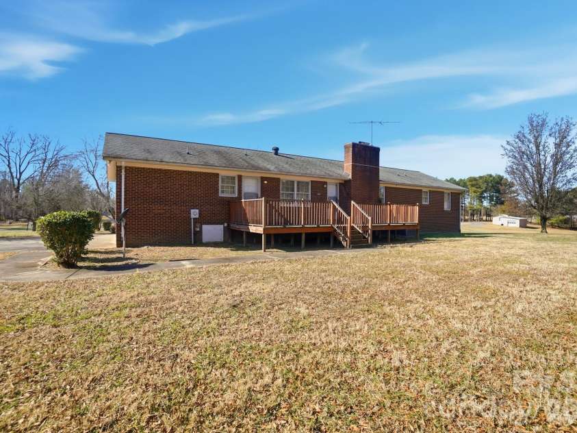 3400 Cline School Road, Concord, NC 28025.  MLS# CAR4336885, YatesRealty ID 3652. 