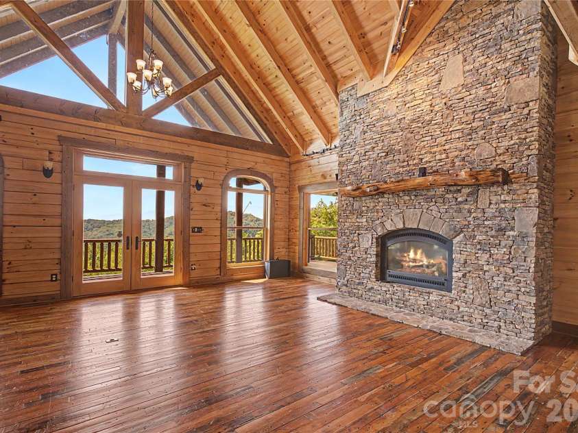 925 Appalachian Way, Bryson City, NC 28713.  MLS# CAR4401683, YatesRealty ID 36521. 