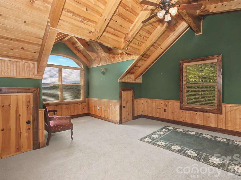 925 Appalachian Way, Bryson City, NC 28713.  MLS# CAR4401683, YatesRealty ID 36521. 
