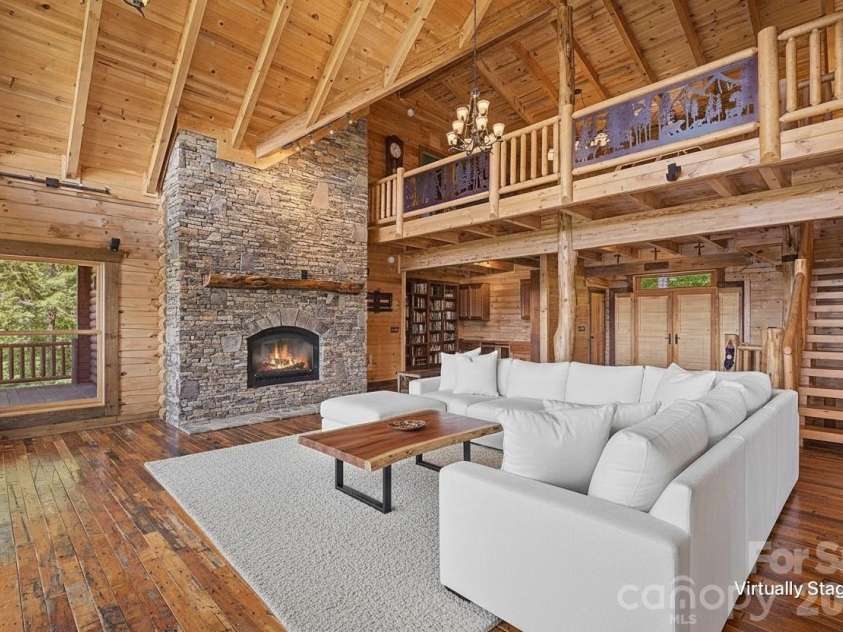 925 Appalachian Way, Bryson City, NC 28713.  MLS# CAR4401683, YatesRealty ID 36521. 