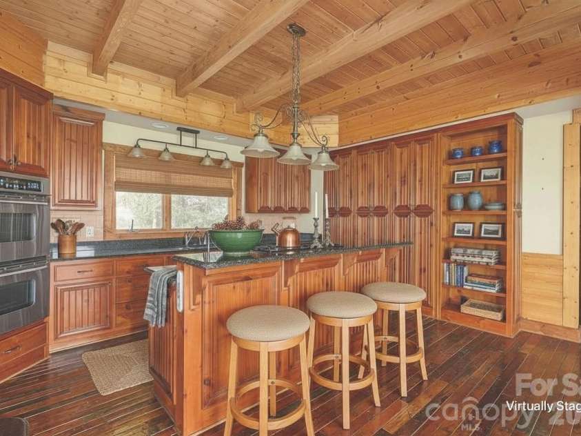 925 Appalachian Way, Bryson City, NC 28713.  MLS# CAR4401683, YatesRealty ID 36521. 