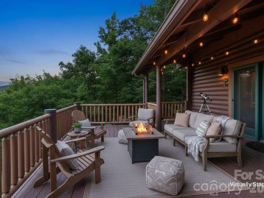 925 Appalachian Way, Bryson City, NC 28713.  MLS# CAR4401683, YatesRealty ID 36521. 