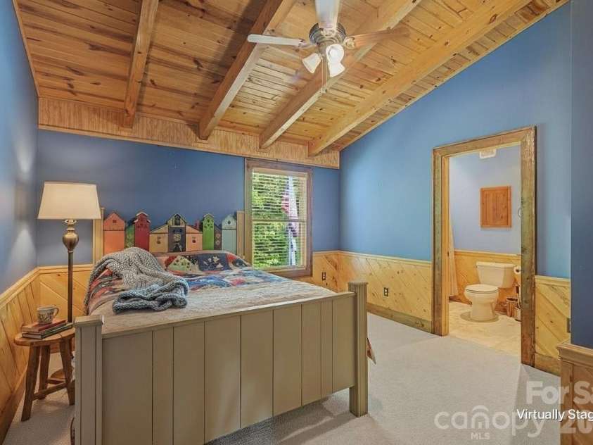925 Appalachian Way, Bryson City, NC 28713.  MLS# CAR4401683, YatesRealty ID 36521. 
