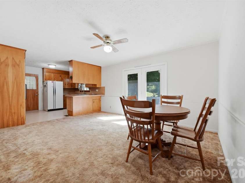 824 Powell Road, Lenoir, NC 28645.  MLS# CAR4389337, YatesRealty ID 36523. 