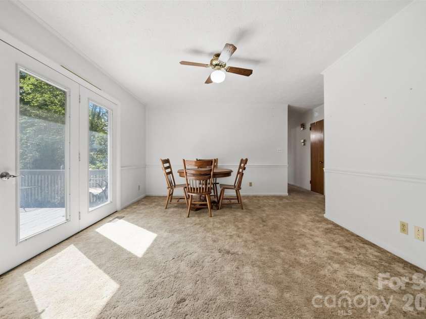 824 Powell Road, Lenoir, NC 28645.  MLS# CAR4389337, YatesRealty ID 36523. 