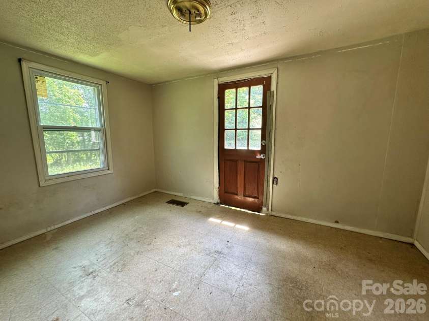 308 Maple Grove Church Road, Matthews, NC 28104.  MLS# CAR4402324, YatesRealty ID 36524. 