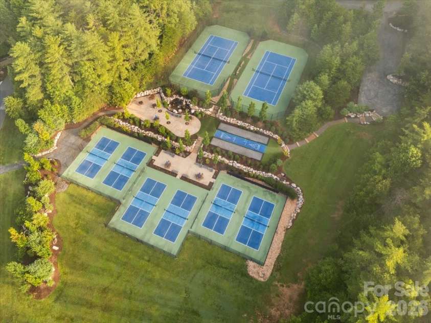 5021 Little Acre Road, Nebo, NC 28761.  MLS# CAR4402201, YatesRealty ID 36525. Camp Lake James