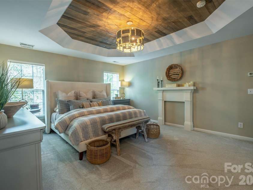 913 Grayscroft Drive, Waxhaw, NC 28173.  MLS# CAR4400630, YatesRealty ID 36526. 
