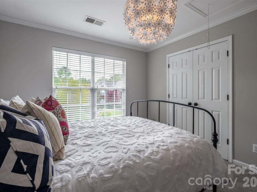 913 Grayscroft Drive, Waxhaw, NC 28173.  MLS# CAR4400630, YatesRealty ID 36526. 