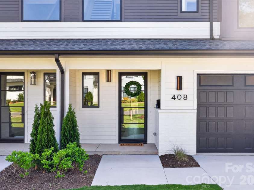 408 Dover Avenue, Charlotte, NC 28209.  MLS# CAR4382503, YatesRealty ID 36527. 
