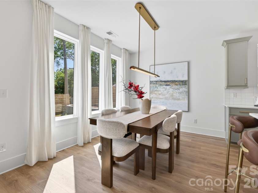 408 Dover Avenue, Charlotte, NC 28209.  MLS# CAR4382503, YatesRealty ID 36527. 