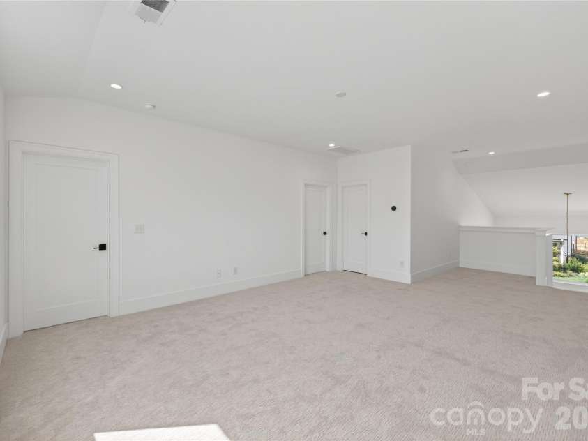 408 Dover Avenue, Charlotte, NC 28209.  MLS# CAR4382503, YatesRealty ID 36527. 