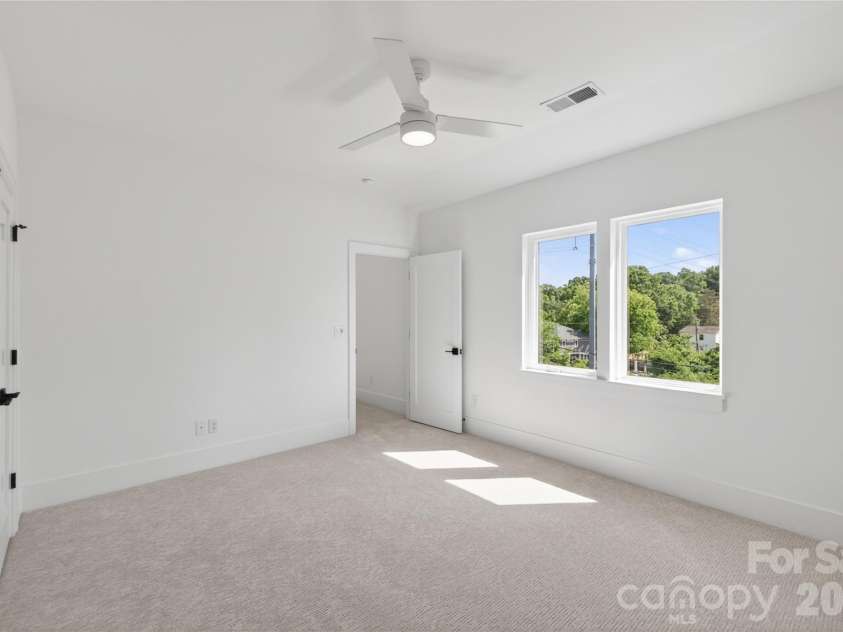 408 Dover Avenue, Charlotte, NC 28209.  MLS# CAR4382503, YatesRealty ID 36527. 