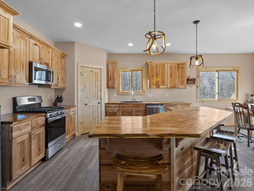 225 Aurora Lane, Tryon, NC 28782.  MLS# CAR4338061, YatesRealty ID 3653. 