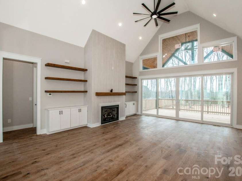 4442 Brancer Lane, Lincolnton, NC 28092.  MLS# CAR4314274, YatesRealty ID 3653. 