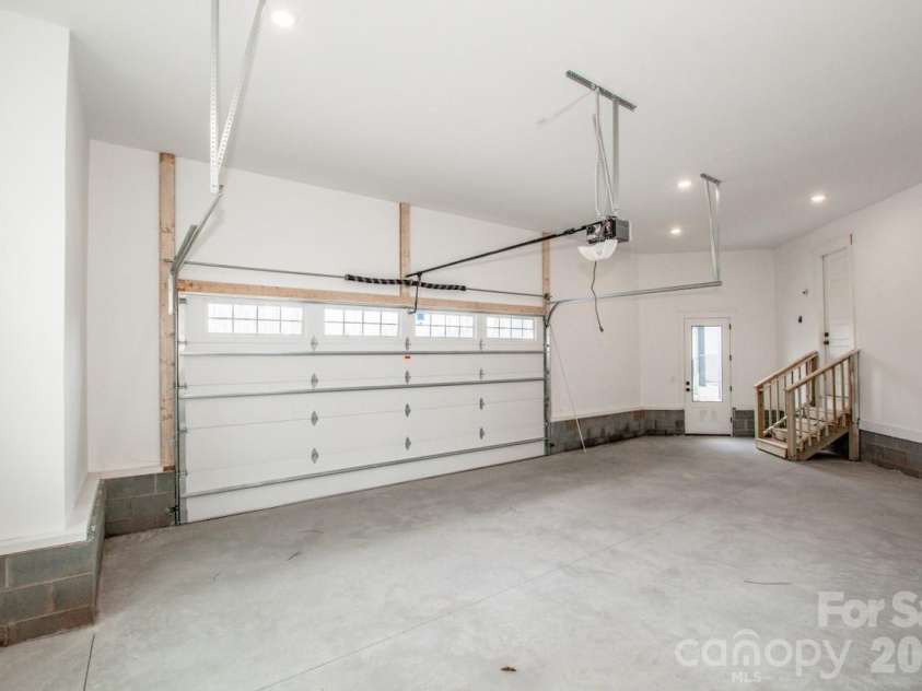 4442 Brancer Lane, Lincolnton, NC 28092.  MLS# CAR4314274, YatesRealty ID 3653. 