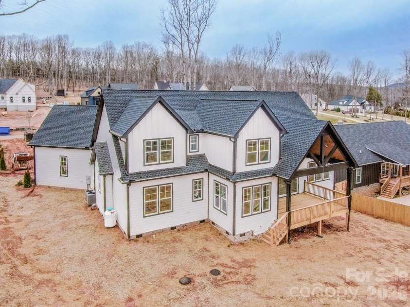 4442 Brancer Lane, Lincolnton, NC 28092.  MLS# CAR4314274, YatesRealty ID 3653. 