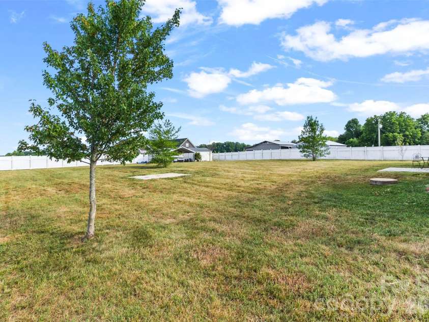 158 Baxter Road, Cherryville, NC 28021.  MLS# CAR4402188, YatesRealty ID 36530. 