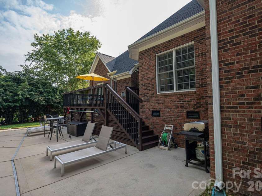 5021 Graystone Estates Drive, Belmont, NC 28012.  MLS# CAR4399399, YatesRealty ID 36531. 