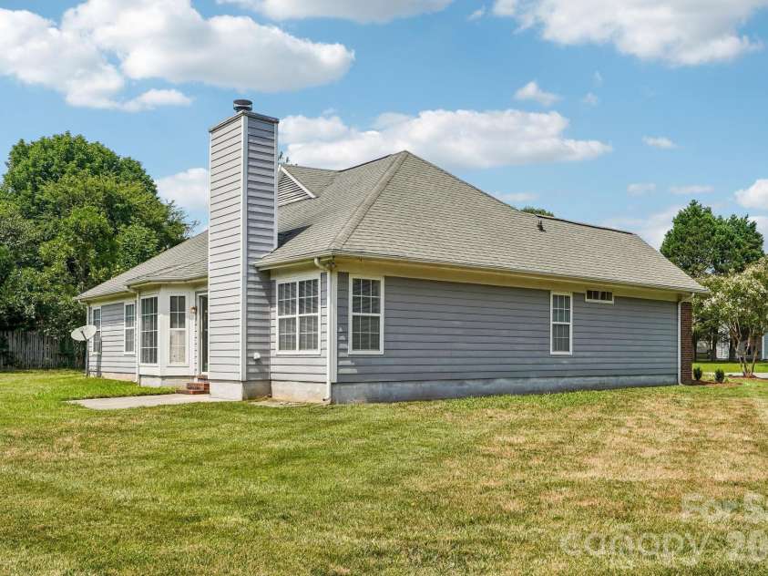 4689 Wycliff Court, Concord, NC 28027.  MLS# CAR4403053, YatesRealty ID 36532. 