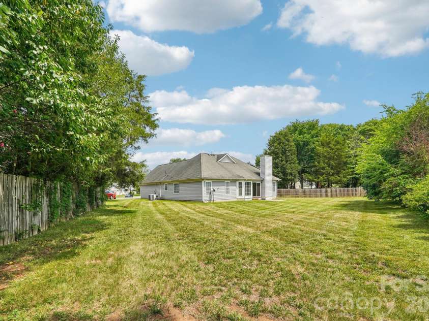 4689 Wycliff Court, Concord, NC 28027.  MLS# CAR4403053, YatesRealty ID 36532. 