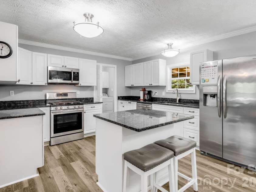 112 Reeves Road, Leicester, NC 28748.  MLS# CAR4392321, YatesRealty ID 36533. 