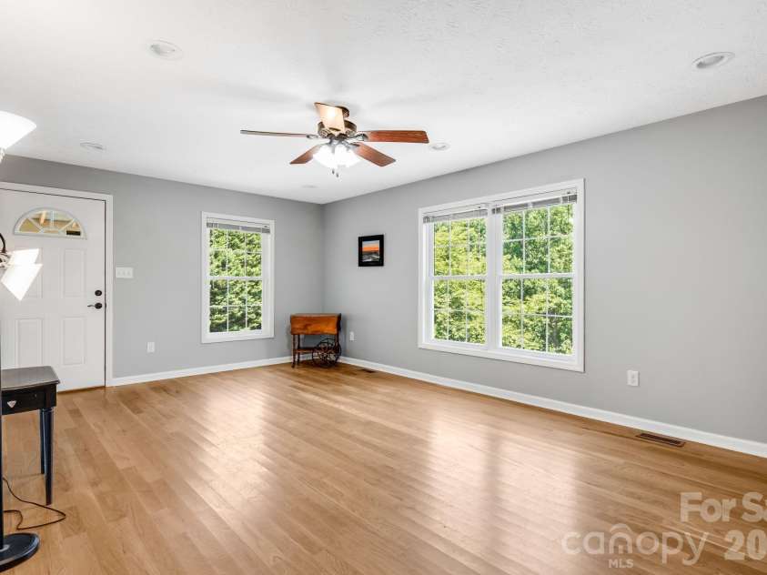 112 Reeves Road, Leicester, NC 28748.  MLS# CAR4392321, YatesRealty ID 36533. 
