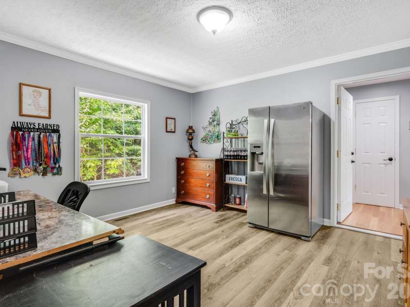 112 Reeves Road, Leicester, NC 28748.  MLS# CAR4392321, YatesRealty ID 36533. 