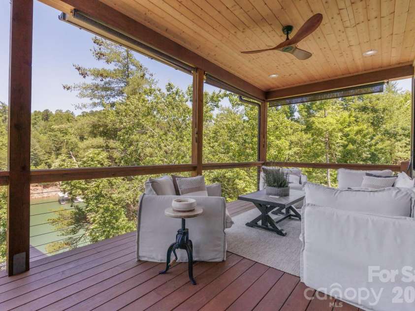 273 Alarka Point, Bryson City, NC 28713.  MLS# CAR4391193, YatesRealty ID 36534. Covered Deck on Main Level
