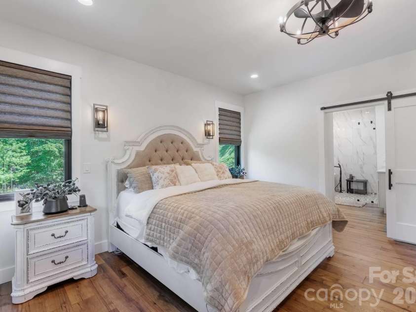 273 Alarka Point, Bryson City, NC 28713.  MLS# CAR4391193, YatesRealty ID 36534. Primary Bedroom