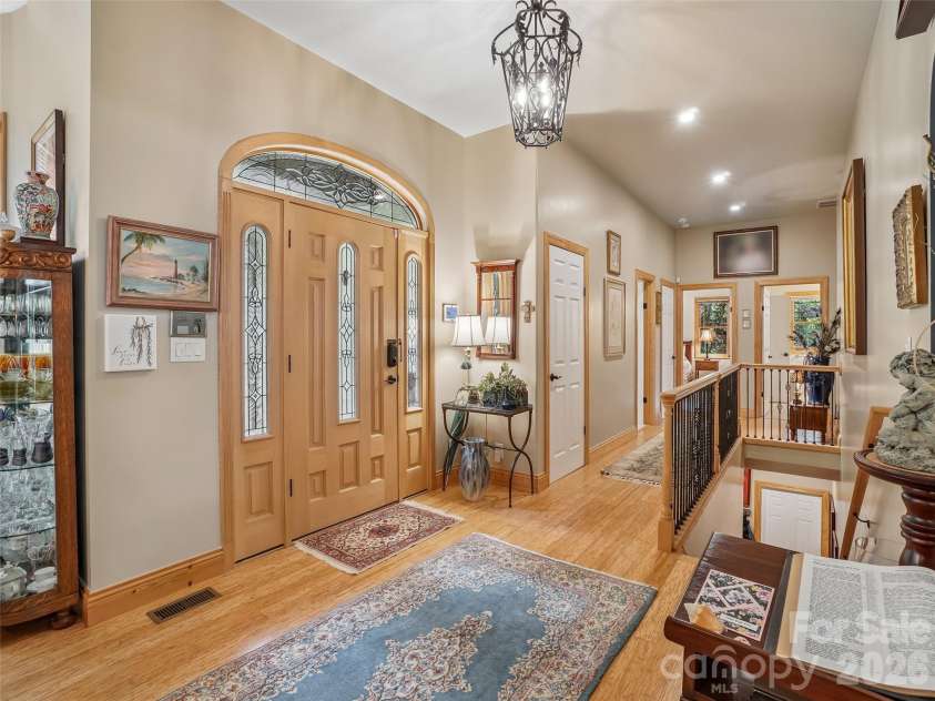 300 Pinnacle Peak Lane, Flat Rock, NC 28731.  MLS# CAR4401014, YatesRealty ID 36535. 