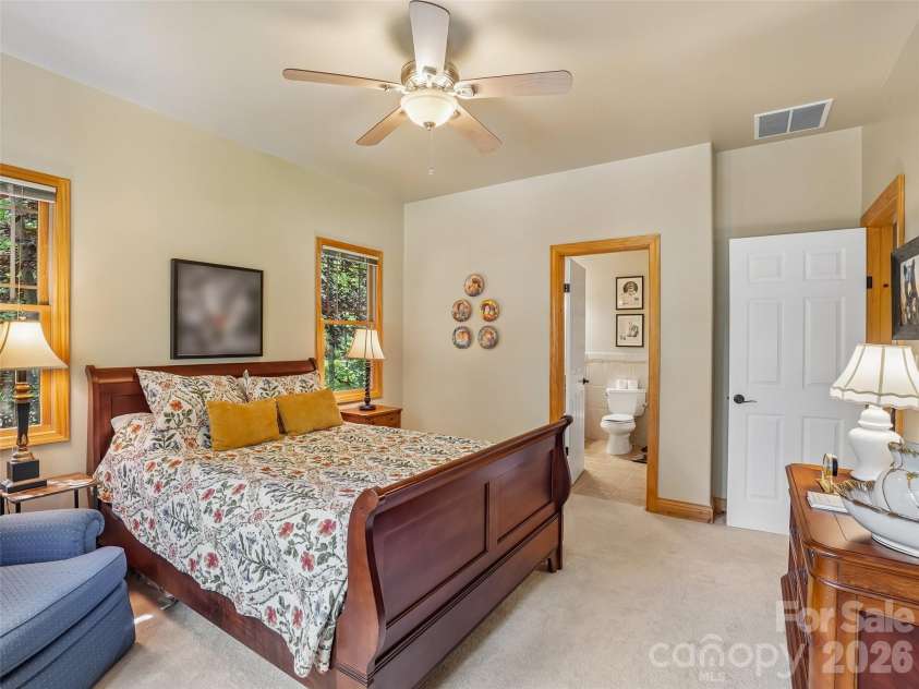 300 Pinnacle Peak Lane, Flat Rock, NC 28731.  MLS# CAR4401014, YatesRealty ID 36535. 