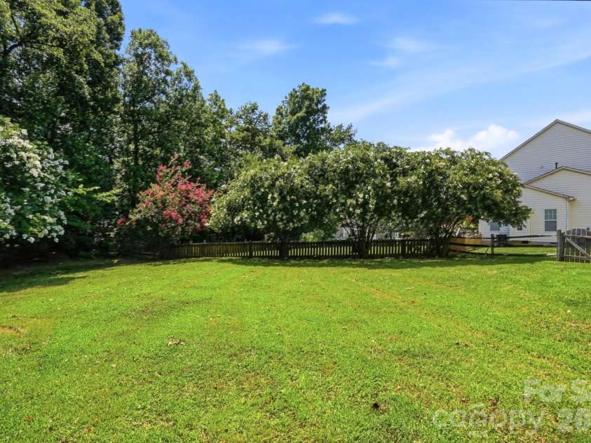 1010 Hamstead Court, Indian Trail, NC 28079.  MLS# CAR4401658, YatesRealty ID 36536. Stunning Backyard