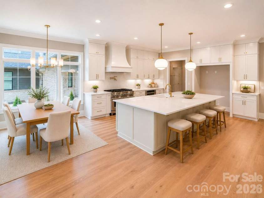 4828 Walker Road, Charlotte, NC 28211.  MLS# CAR4402962, YatesRealty ID 36538. 