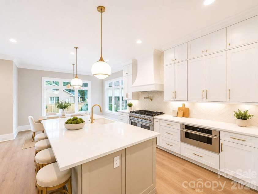 4828 Walker Road, Charlotte, NC 28211.  MLS# CAR4402962, YatesRealty ID 36538. 