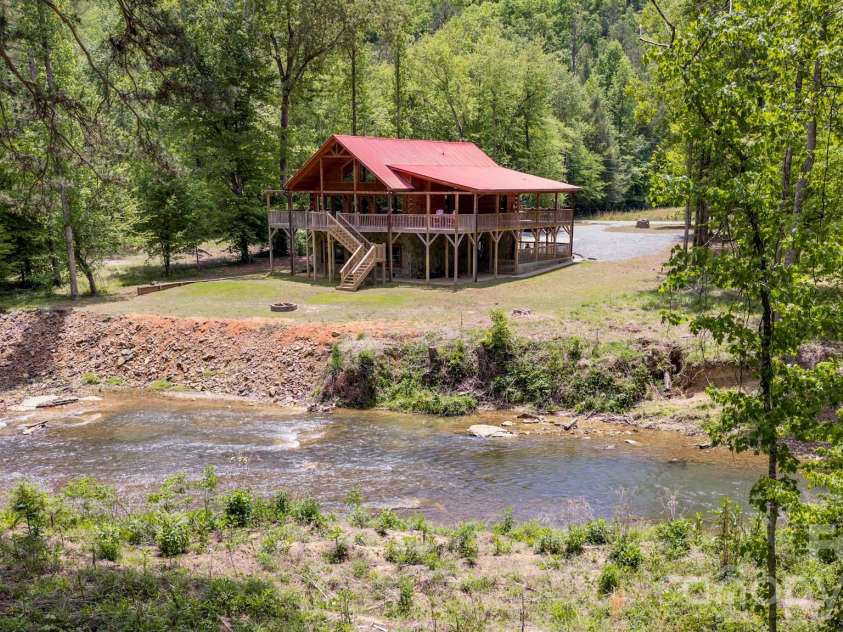 371 Redbird Drive, Lake Lure, NC 28746.  MLS# CAR4377100, YatesRealty ID 36539. 