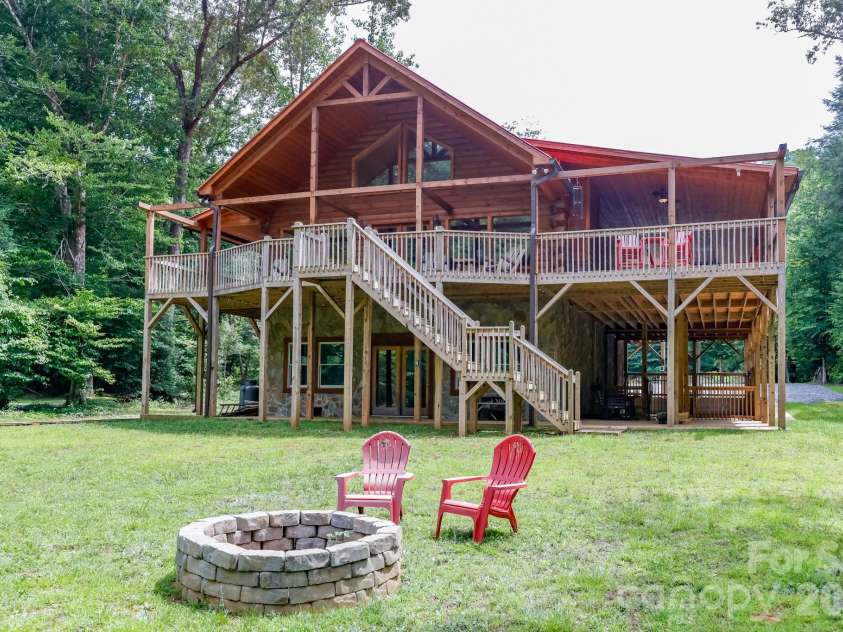 371 Redbird Drive, Lake Lure, NC 28746.  MLS# CAR4377100, YatesRealty ID 36539. 