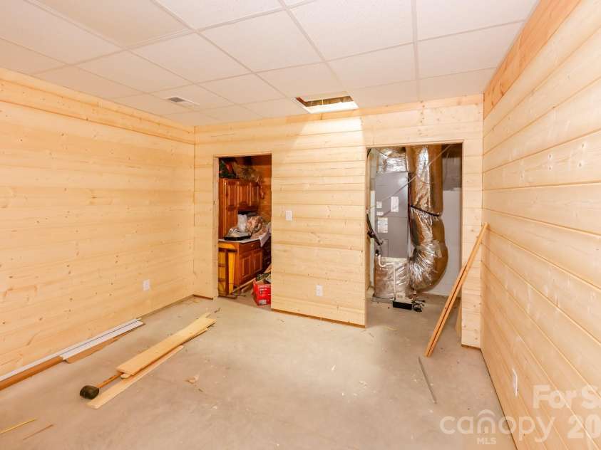 371 Redbird Drive, Lake Lure, NC 28746.  MLS# CAR4377100, YatesRealty ID 36539. 