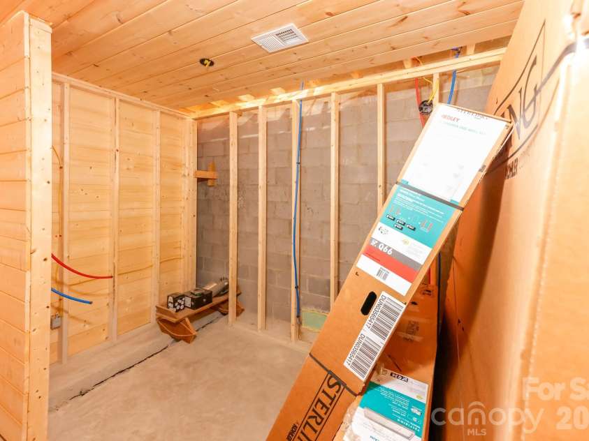 371 Redbird Drive, Lake Lure, NC 28746.  MLS# CAR4377100, YatesRealty ID 36539. 