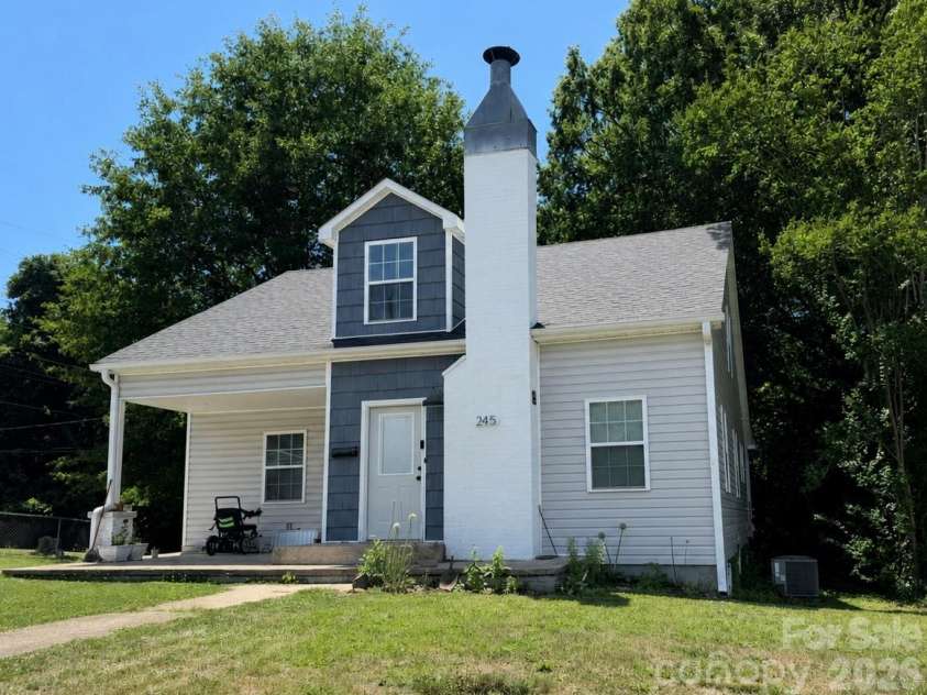 245 Carolina Avenue, Forest City, NC 28043.  MLS# CAR4400628, YatesRealty ID 36540. 