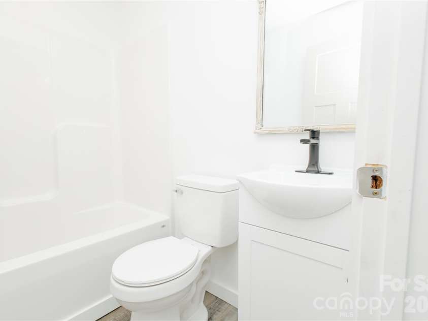 245 Carolina Avenue, Forest City, NC 28043.  MLS# CAR4400628, YatesRealty ID 36540. 
